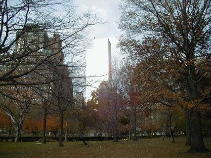 World Trade Centre Towers from Battery Park<br>Location: <a href="https://www.google.com/maps/search/?api=1&query=40.70404,-74.01541" target="_new">Battery Park</a>